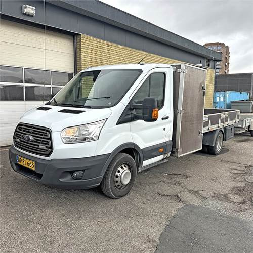 Ford Transit 2.2 TDCi (155HK) Chassis RWD Man - Бортова вантажівка/ Платформа: фото 4 Ford Transit 2.2 TDCi (155HK) Chassis RWD Man - Бортова вантажівка/ Платформа: фото 4