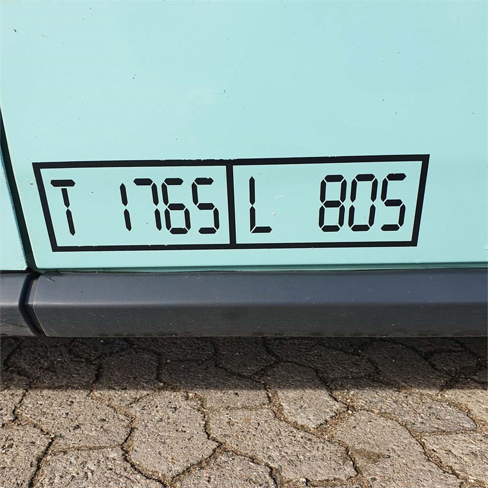 Ford Transit Courier 1,0 Ecoboost - Легковий фургон: фото 5 Ford Transit Courier 1,0 Ecoboost - Легковий фургон: фото 5