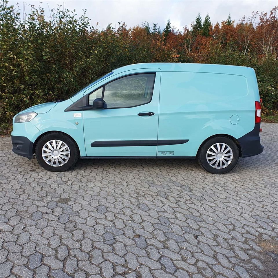 Ford Transit Courier 1,0 Ecoboost - Легковий фургон: фото 3 Ford Transit Courier 1,0 Ecoboost - Легковий фургон: фото 3