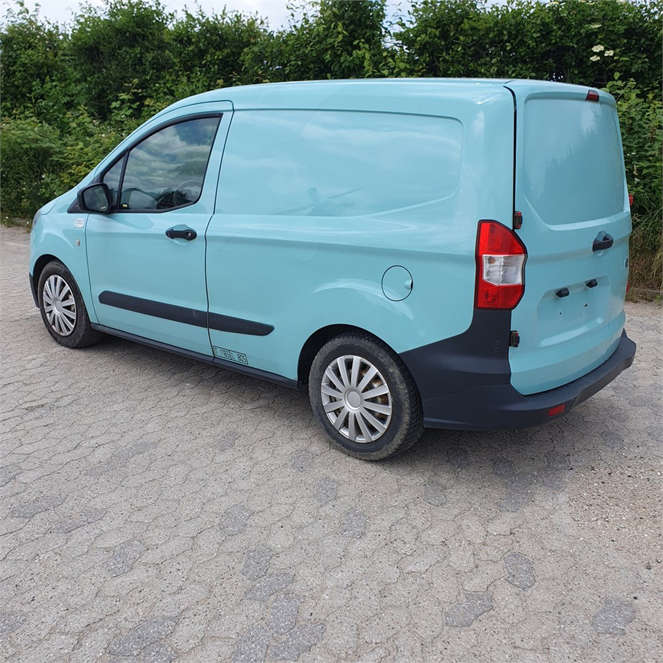 Ford Transit Courier - Легковий фургон: фото 3 Ford Transit Courier - Легковий фургон: фото 3
