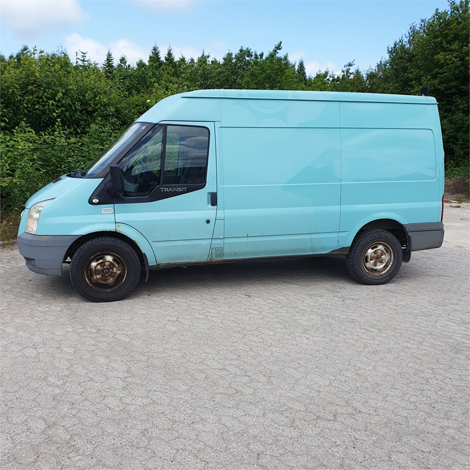 Ford Transit Van 2,4 Tdci 350m Rwd - Суцільнометалевий фургон: фото 3 Ford Transit Van 2,4 Tdci 350m Rwd - Суцільнометалевий фургон: фото 3
