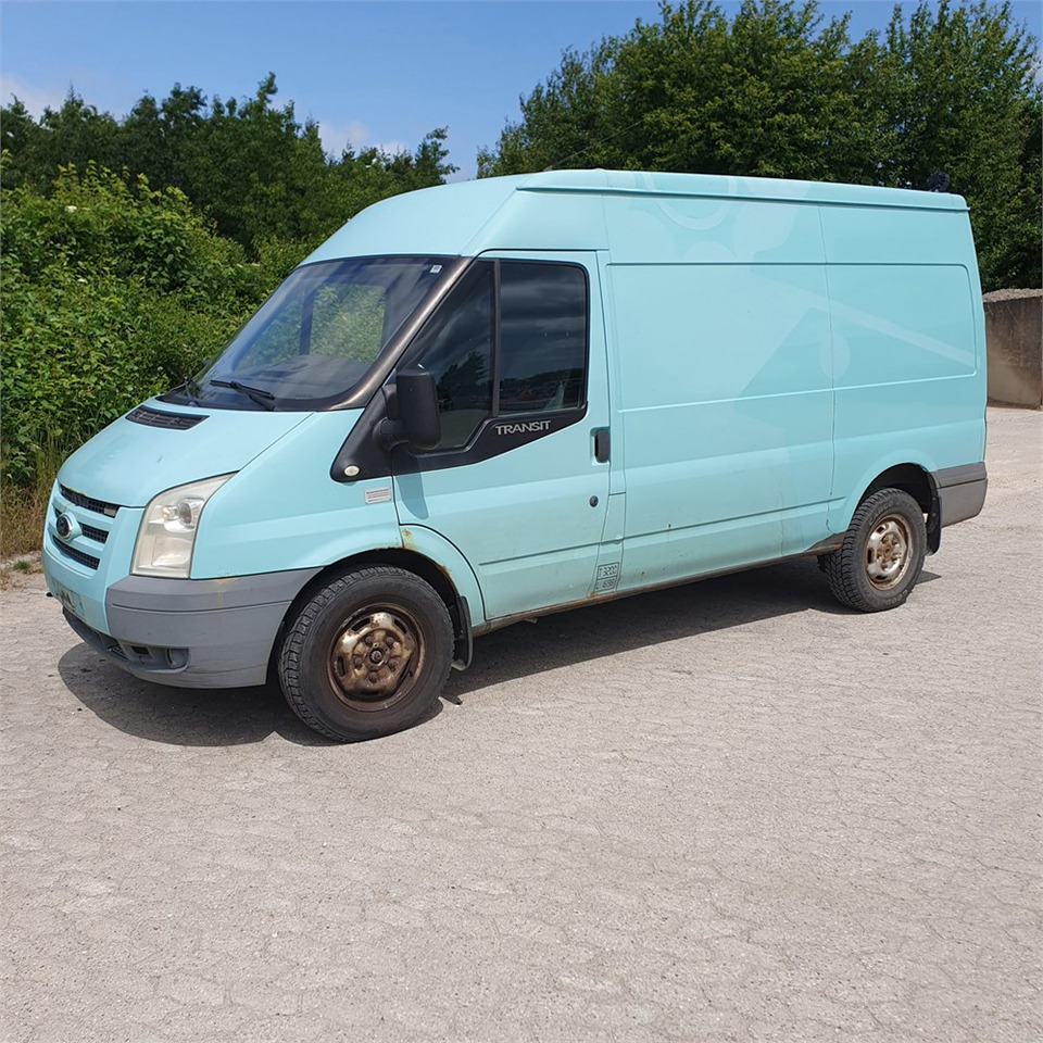 Ford Transit Van 2,4 Tdci 350m Rwd - Суцільнометалевий фургон: фото 1 Ford Transit Van 2,4 Tdci 350m Rwd - Суцільнометалевий фургон: фото 1