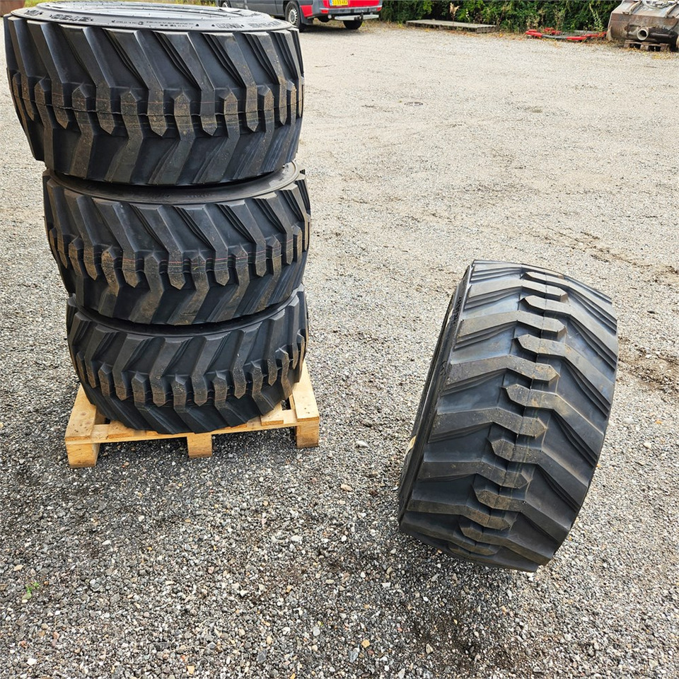 Giant 31X15,5-15 - Колесо в категорії Будівельна техніка: фото 2 Giant 31X15,5-15 - Колесо в категорії Будівельна техніка: фото 2