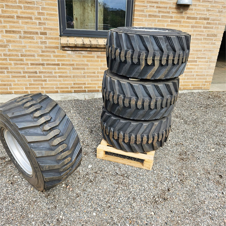 Giant 31X15,5-15 - Колесо в категорії Будівельна техніка: фото 1 Giant 31X15,5-15 - Колесо в категорії Будівельна техніка: фото 1