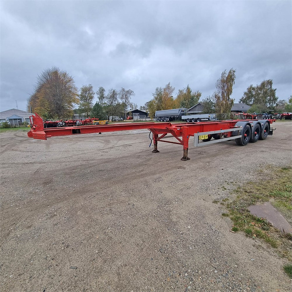 HFR Container chassis - Контейнеровоз/ Змінний кузов напівпричіп: фото 1 HFR Container chassis - Контейнеровоз/ Змінний кузов напівпричіп: фото 1