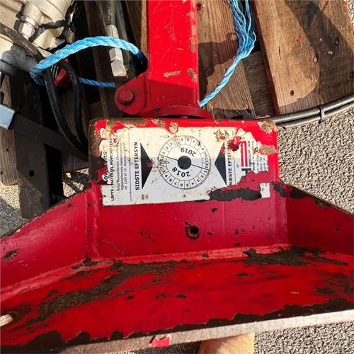 HMF Handy 52 TM - Бортова вантажівка/ Платформа: фото 4 HMF Handy 52 TM - Бортова вантажівка/ Платформа: фото 4