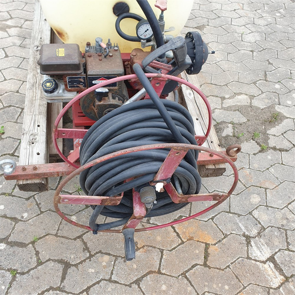 Hardi PU 300 - Обприскувач: фото 3 Hardi PU 300 - Обприскувач: фото 3