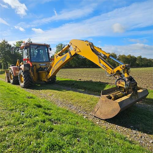 Hydrema 906 D - Екскаватор-навантажувач: фото 2 Hydrema 906 D - Екскаватор-навантажувач: фото 2