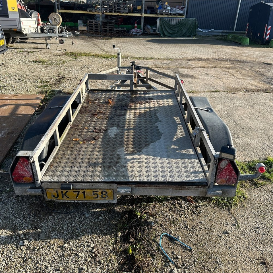 Ifor Williams 4 - Причеп для легкових автомобілів: фото 3 Ifor Williams 4 - Причеп для легкових автомобілів: фото 3