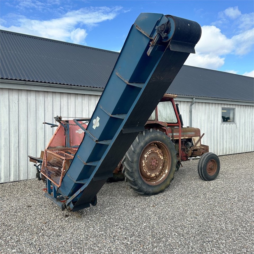 International IH 474 - Трактор: фото 4 International IH 474 - Трактор: фото 4