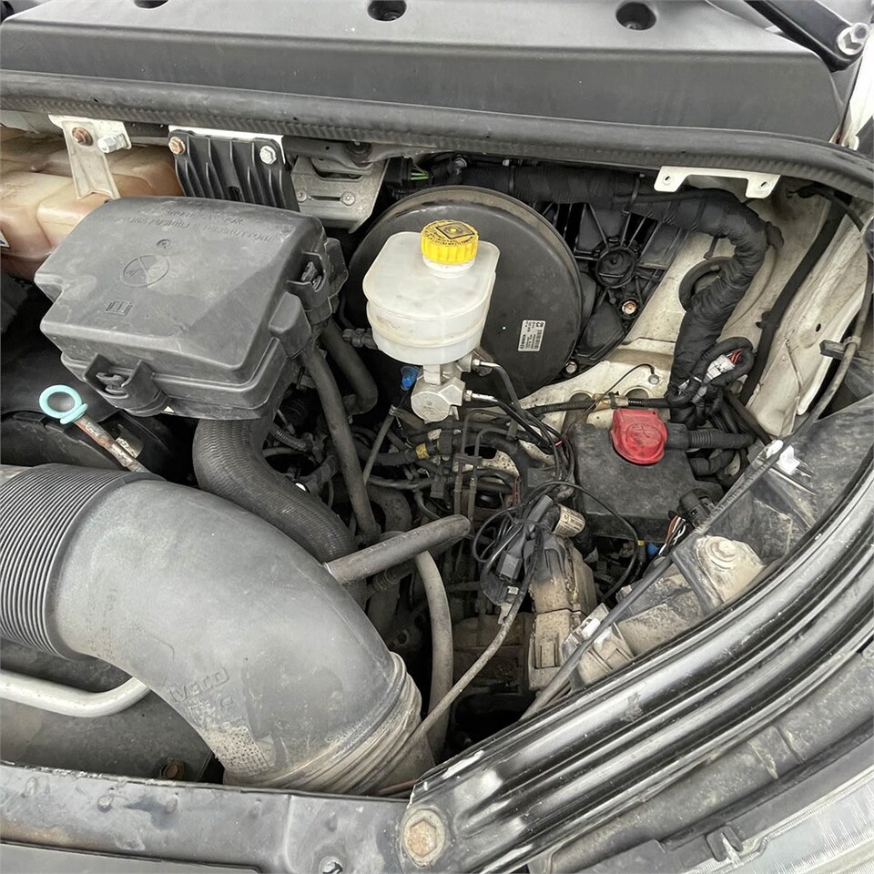 Суцільнометалевий фургон Iveco 35-120 HI Matic: фото 23