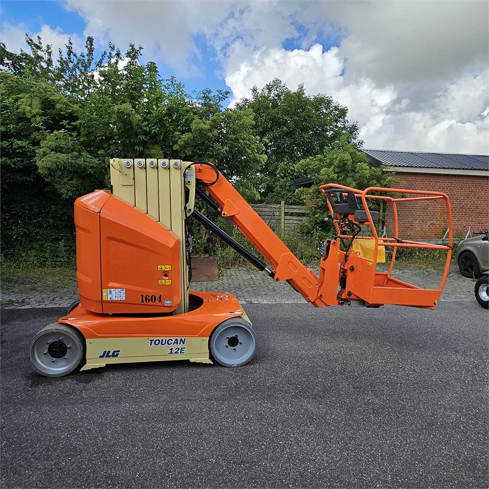 JLG Toucan 12 E - Вертикальний щогловий підйомник: фото 3 JLG Toucan 12 E - Вертикальний щогловий підйомник: фото 3