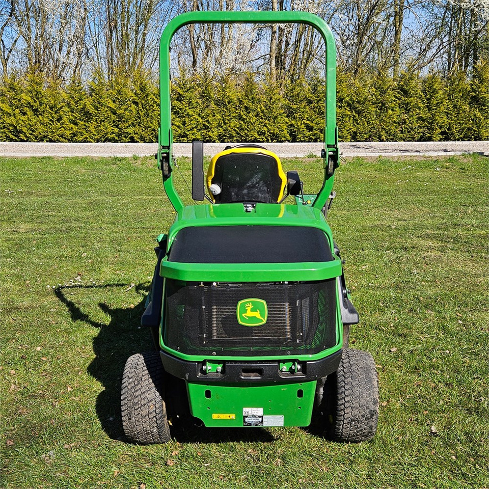 John Deere 1550 TerrainCut - Газонокосарка: фото 4 John Deere 1550 TerrainCut - Газонокосарка: фото 4