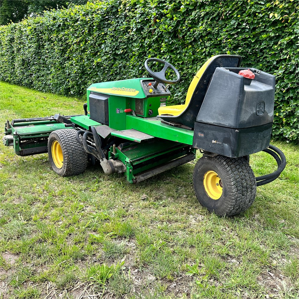 John Deere 2653A - Газонокосарка: фото 4 John Deere 2653A - Газонокосарка: фото 4