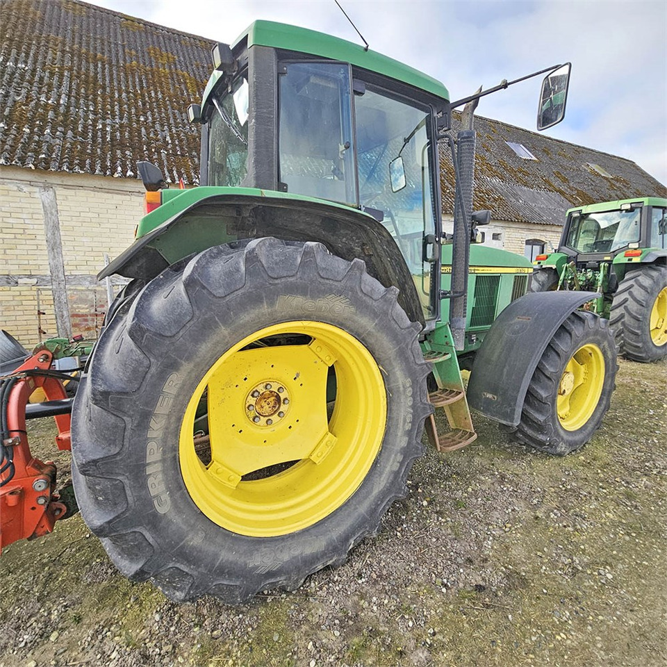 John Deere 6610 - Трактор: фото 4 John Deere 6610 - Трактор: фото 4