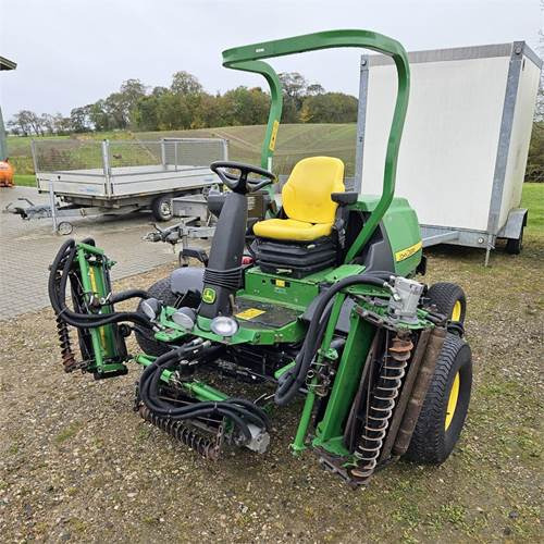 John Deere 7700 Precisioncut - Газонокосарка: фото 4 John Deere 7700 Precisioncut - Газонокосарка: фото 4