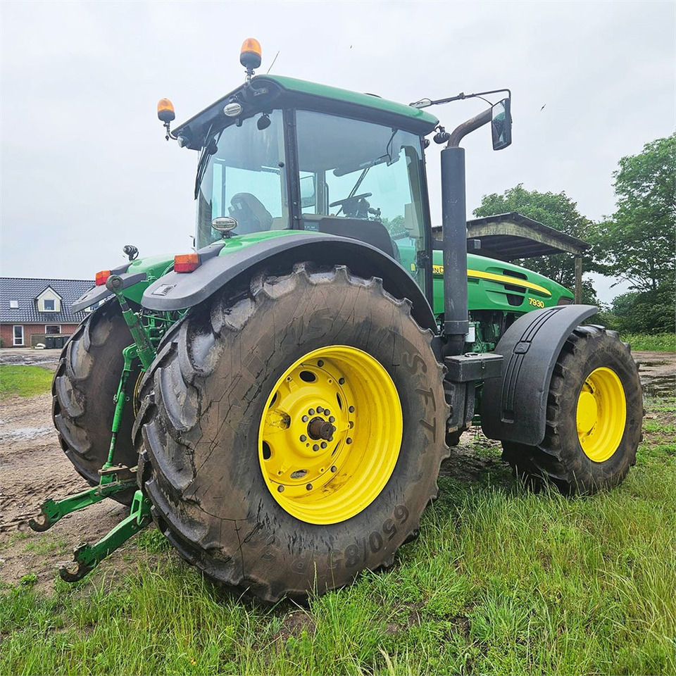 John Deere 7930 - Трактор: фото 5 John Deere 7930 - Трактор: фото 5
