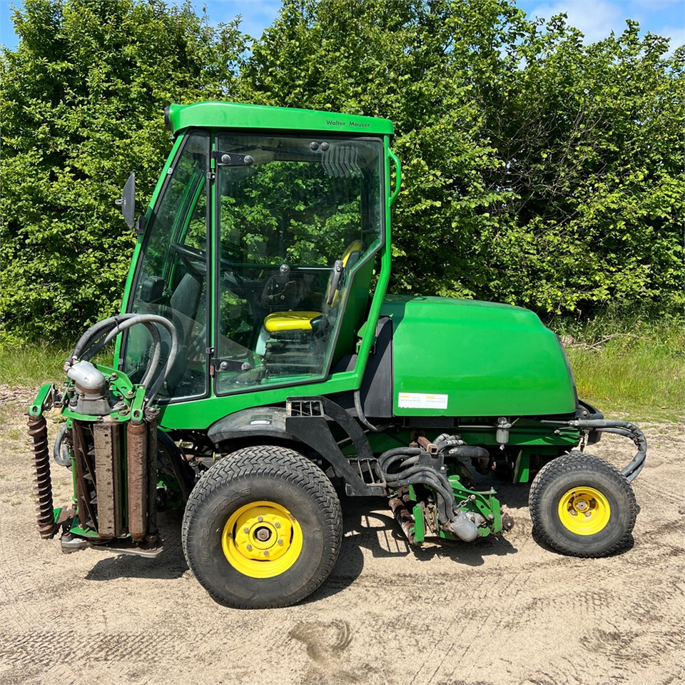 John Deere 8700 PC FM - Газонокосарка: фото 2 John Deere 8700 PC FM - Газонокосарка: фото 2