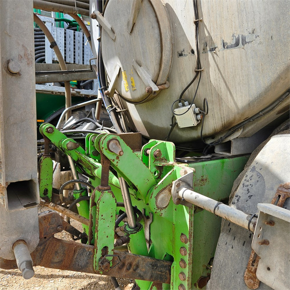 Техніка для внесення добрив Joskin 26000TRS: фото 9