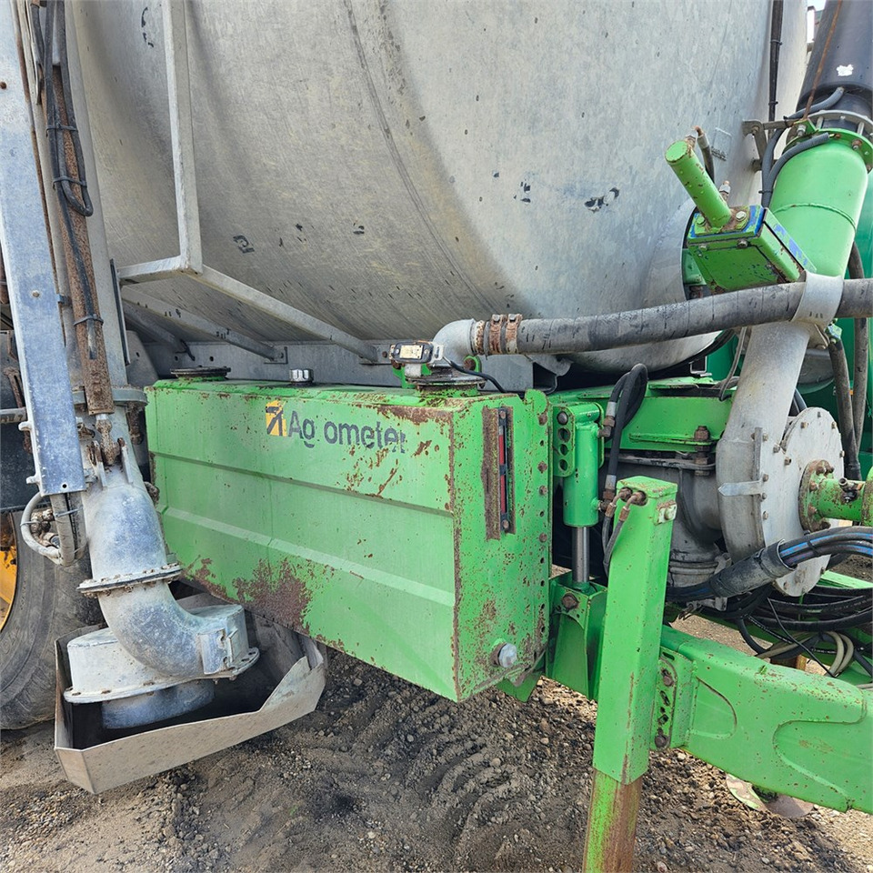 Техніка для внесення добрив Joskin 26000TRS: фото 13