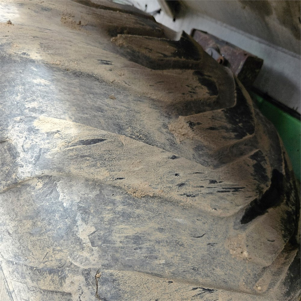 Техніка для внесення добрив Joskin 26000TRS: фото 24