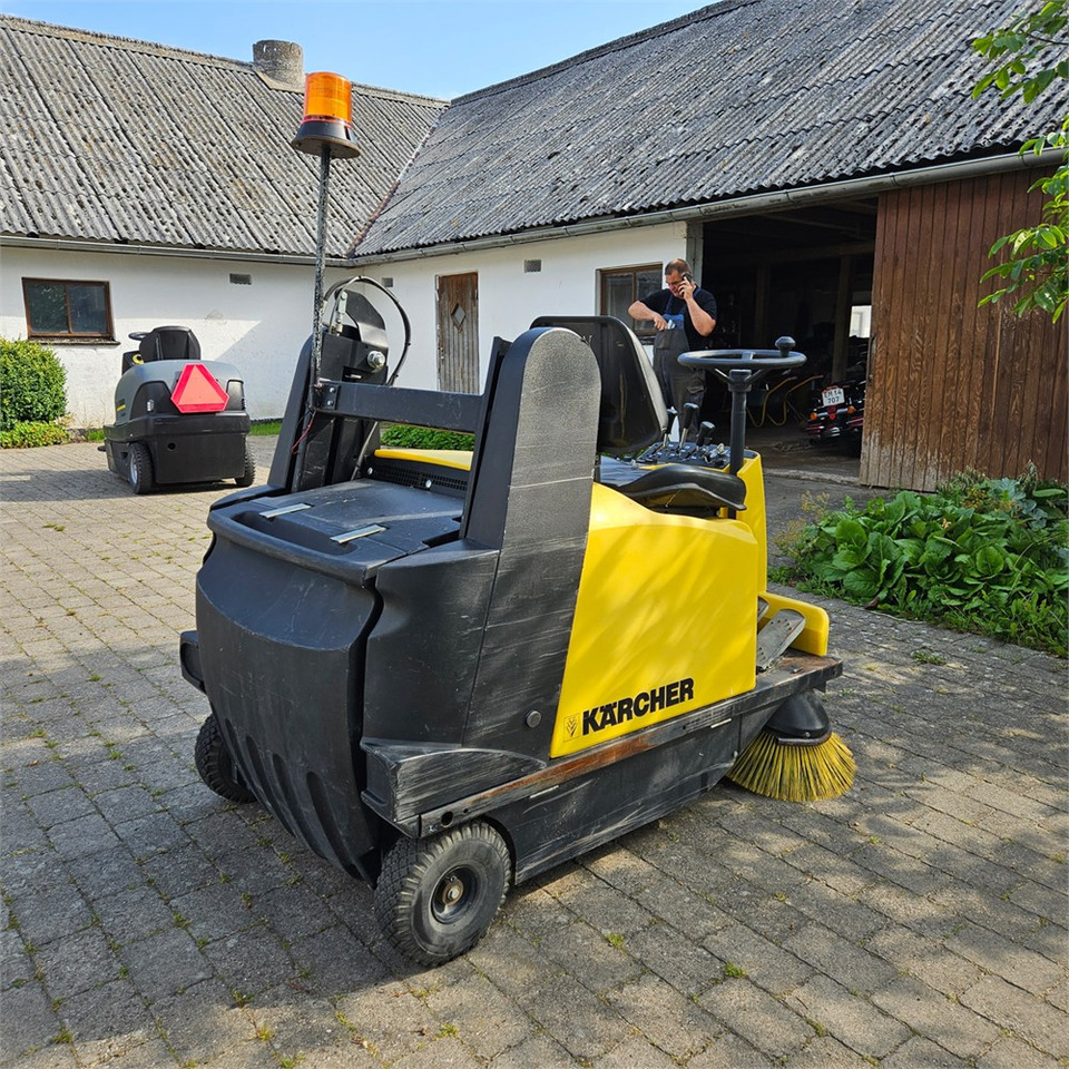 Kärcher KMR 1250 B - Промислова підмітальна машина: фото 5 Kärcher KMR 1250 B - Промислова підмітальна машина: фото 5