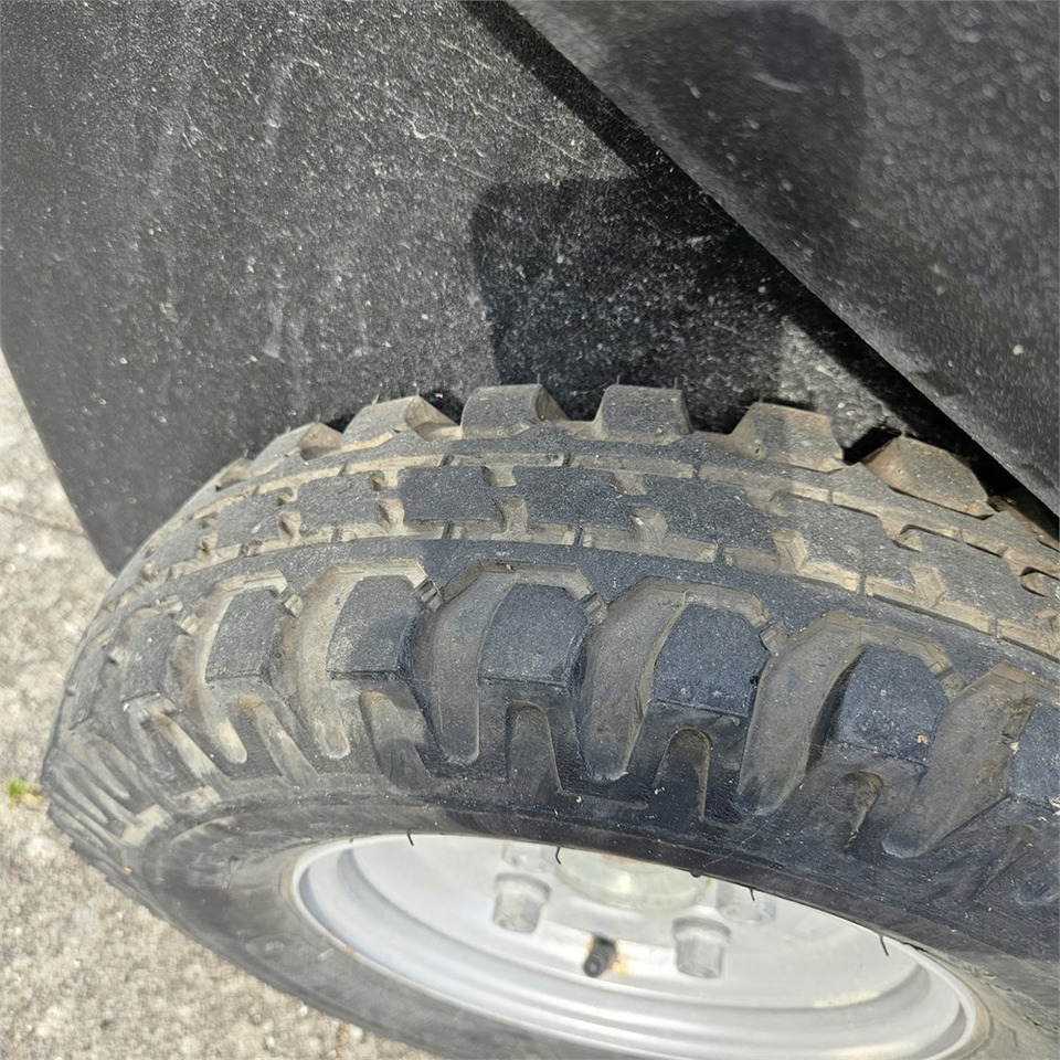 Промислова підмітальна машина Kärcher Km 100/100 RG: фото 24