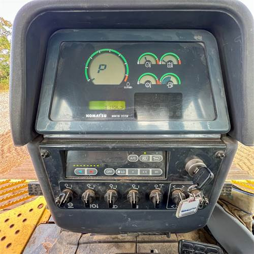 Бульдозер Komatsu D65 PX-15 EO: фото 20 Бульдозер Komatsu D65 PX-15 EO: фото 20