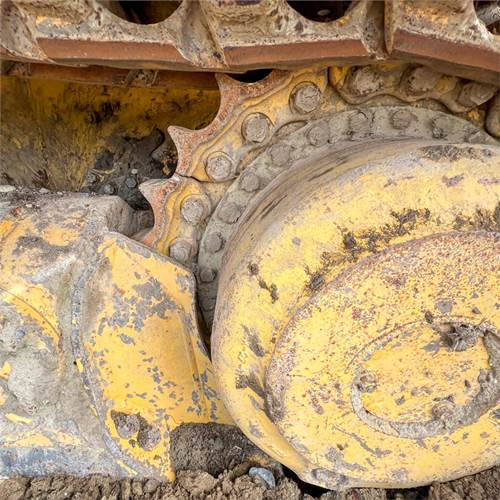 Бульдозер Komatsu D65 PX-15 EO: фото 32 Бульдозер Komatsu D65 PX-15 EO: фото 32