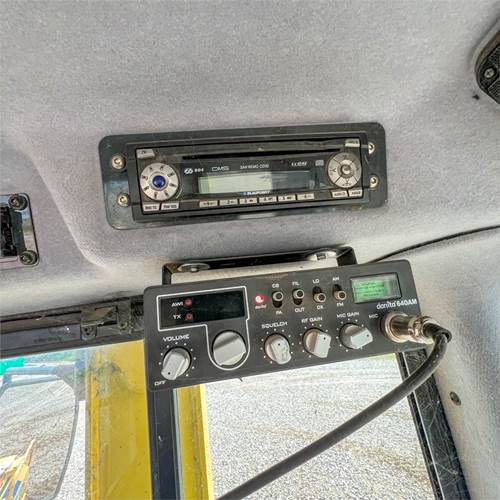 Бульдозер Komatsu D65 PX-15 EO: фото 23 Бульдозер Komatsu D65 PX-15 EO: фото 23