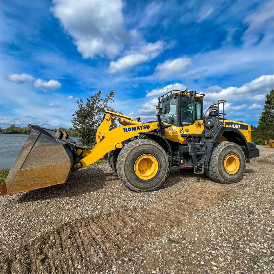 Komatsu WA480-8 - Колісний навантажувач: фото 2 Komatsu WA480-8 - Колісний навантажувач: фото 2