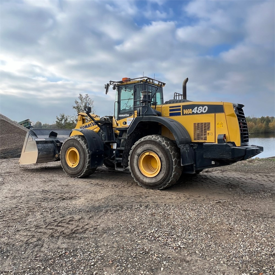 Komatsu WA480-8 - Колісний навантажувач: фото 4 Komatsu WA480-8 - Колісний навантажувач: фото 4