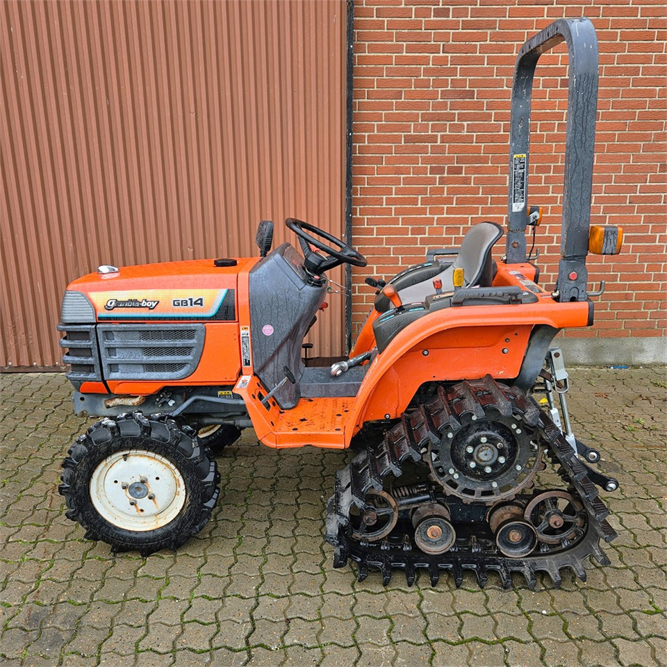 Kubota GB14D - Трактор: фото 3 Kubota GB14D - Трактор: фото 3