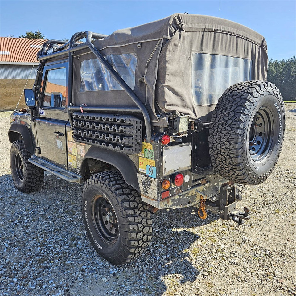 Позашляховик Land Rover Defender 90: фото 6 Позашляховик Land Rover Defender 90: фото 6