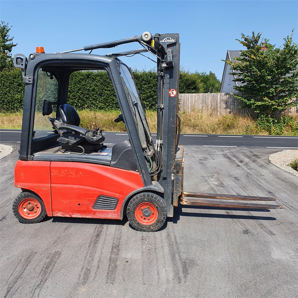 Linde H16 P-01 - Навантажувач вилковий: фото 2 Linde H16 P-01 - Навантажувач вилковий: фото 2