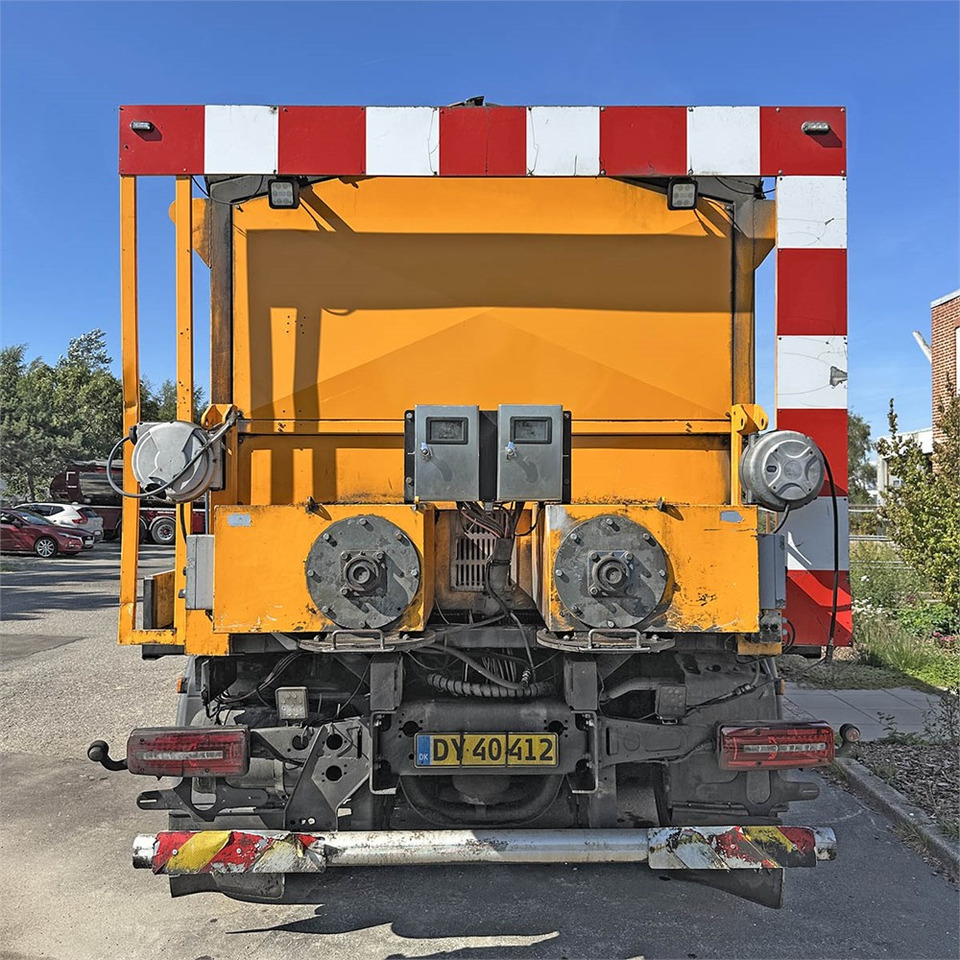 MAN TG 35. 8x2-6 BL - Бортова вантажівка/ Платформа, Гудронатор: фото 5 MAN TG 35. 8x2-6 BL - Бортова вантажівка/ Платформа, Гудронатор: фото 5
