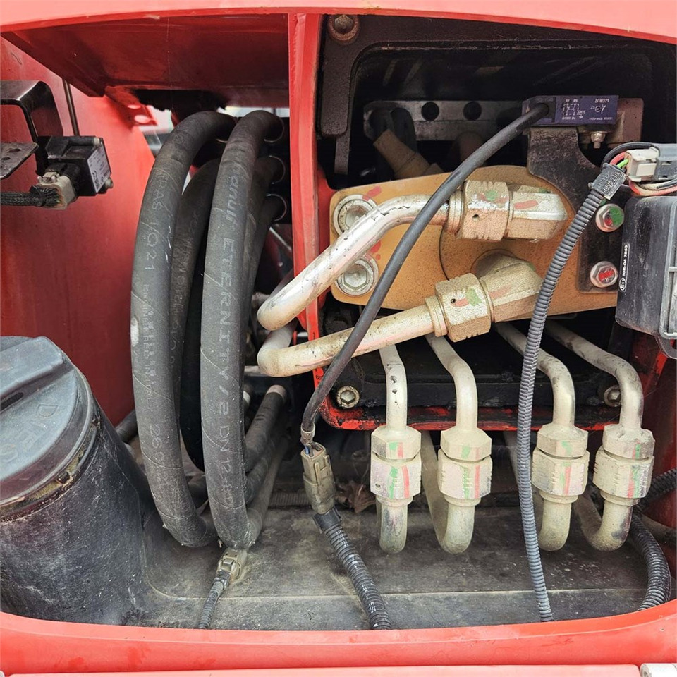 Навантажувач телескопічний Manitou MT625 H: фото 34