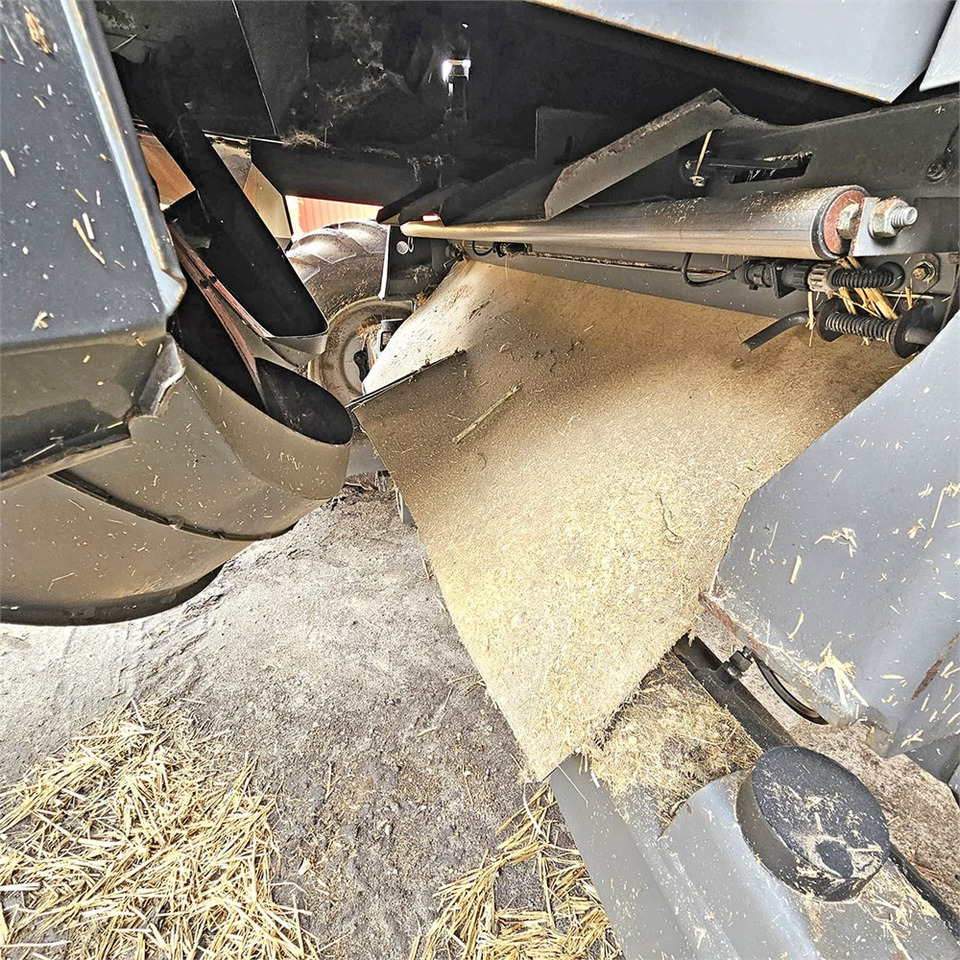 Комбайн Massey Ferguson 7282 Centora: фото 34