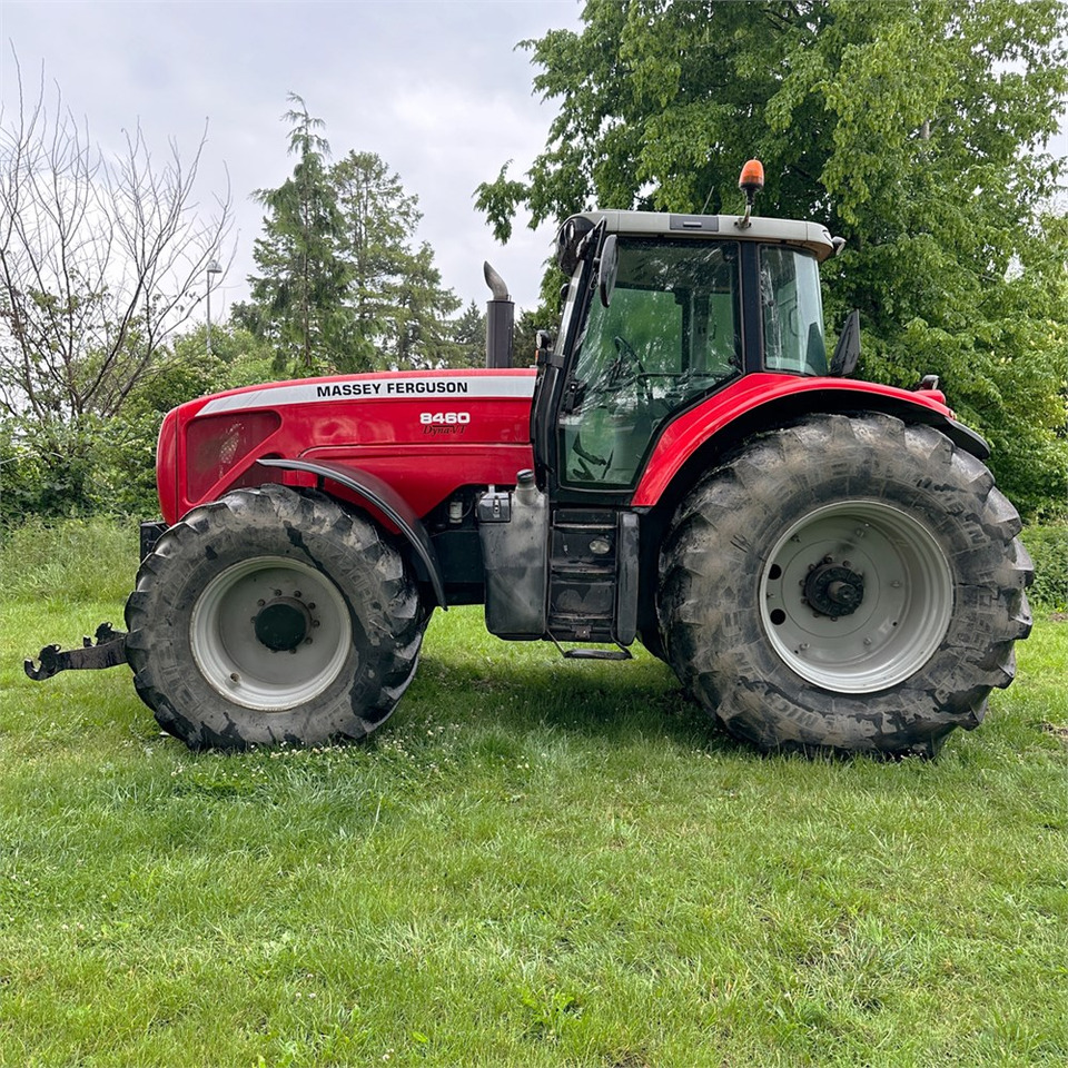 Massey Ferguson MF8460 Dyna-VT - Трактор: фото 4 Massey Ferguson MF8460 Dyna-VT - Трактор: фото 4