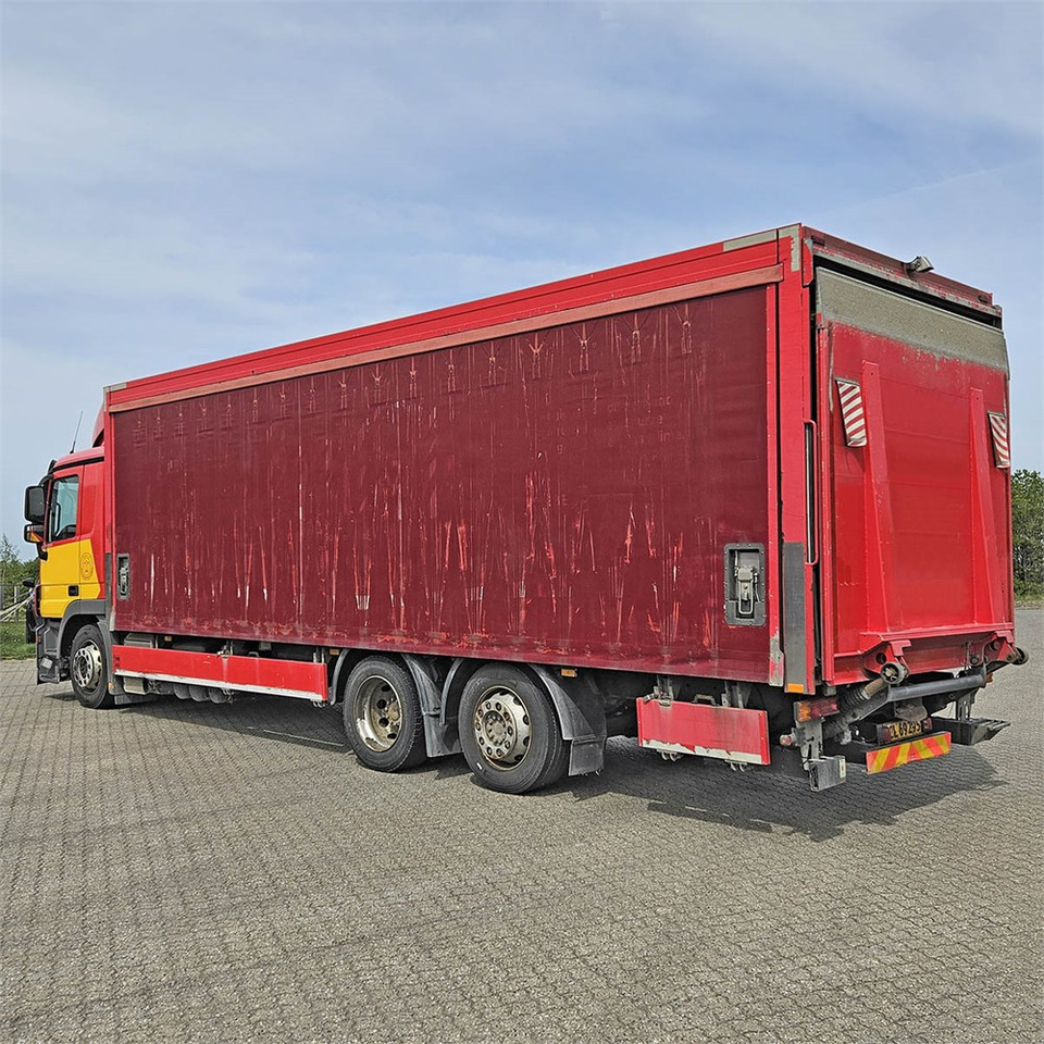 Mercedes Actros 2541 - Вантажівка з закритим кузовом: фото 3 Mercedes Actros 2541 - Вантажівка з закритим кузовом: фото 3