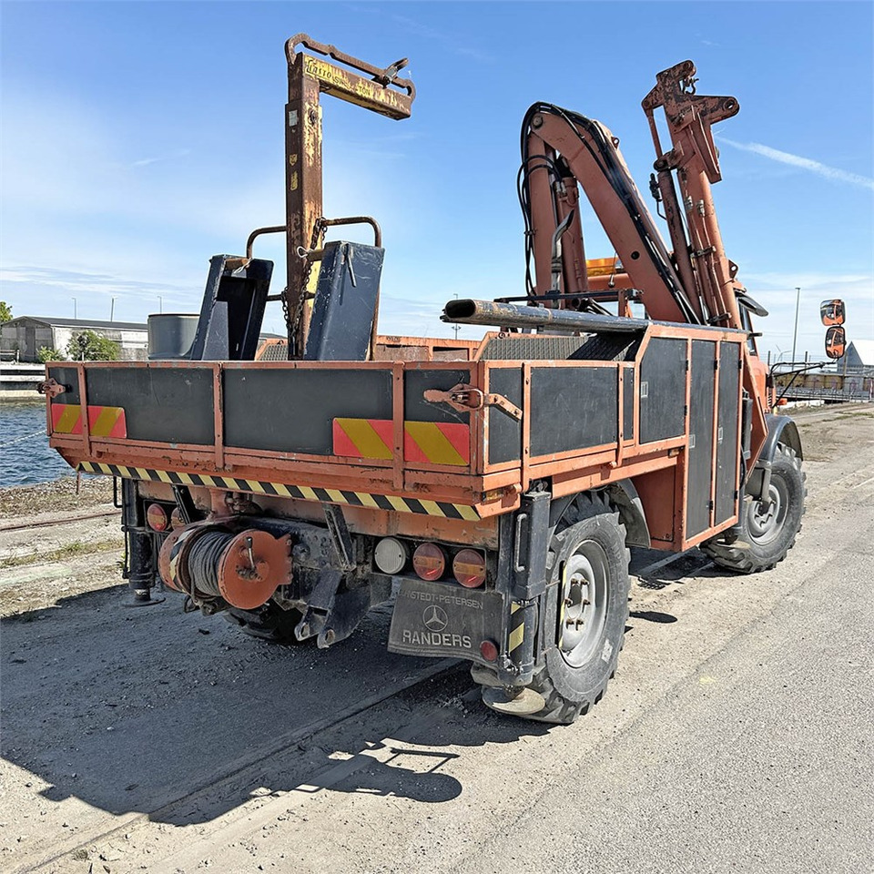 Mercedes Unimog 116 - Вантажівка з маніпулятором: фото 2 Mercedes Unimog 116 - Вантажівка з маніпулятором: фото 2