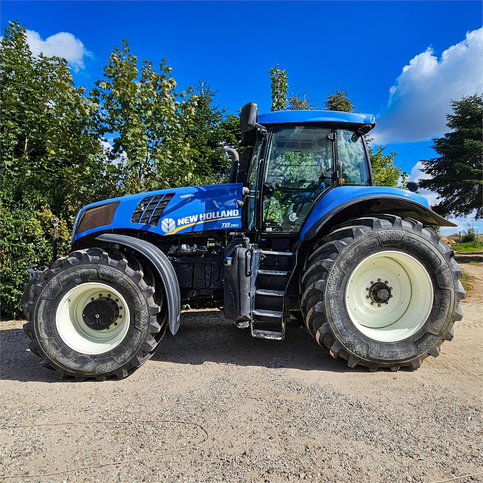 New Holland T8.390 - Трактор: фото 2 New Holland T8.390 - Трактор: фото 2