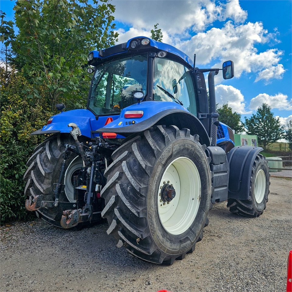 New Holland T8.390 - Трактор: фото 5 New Holland T8.390 - Трактор: фото 5