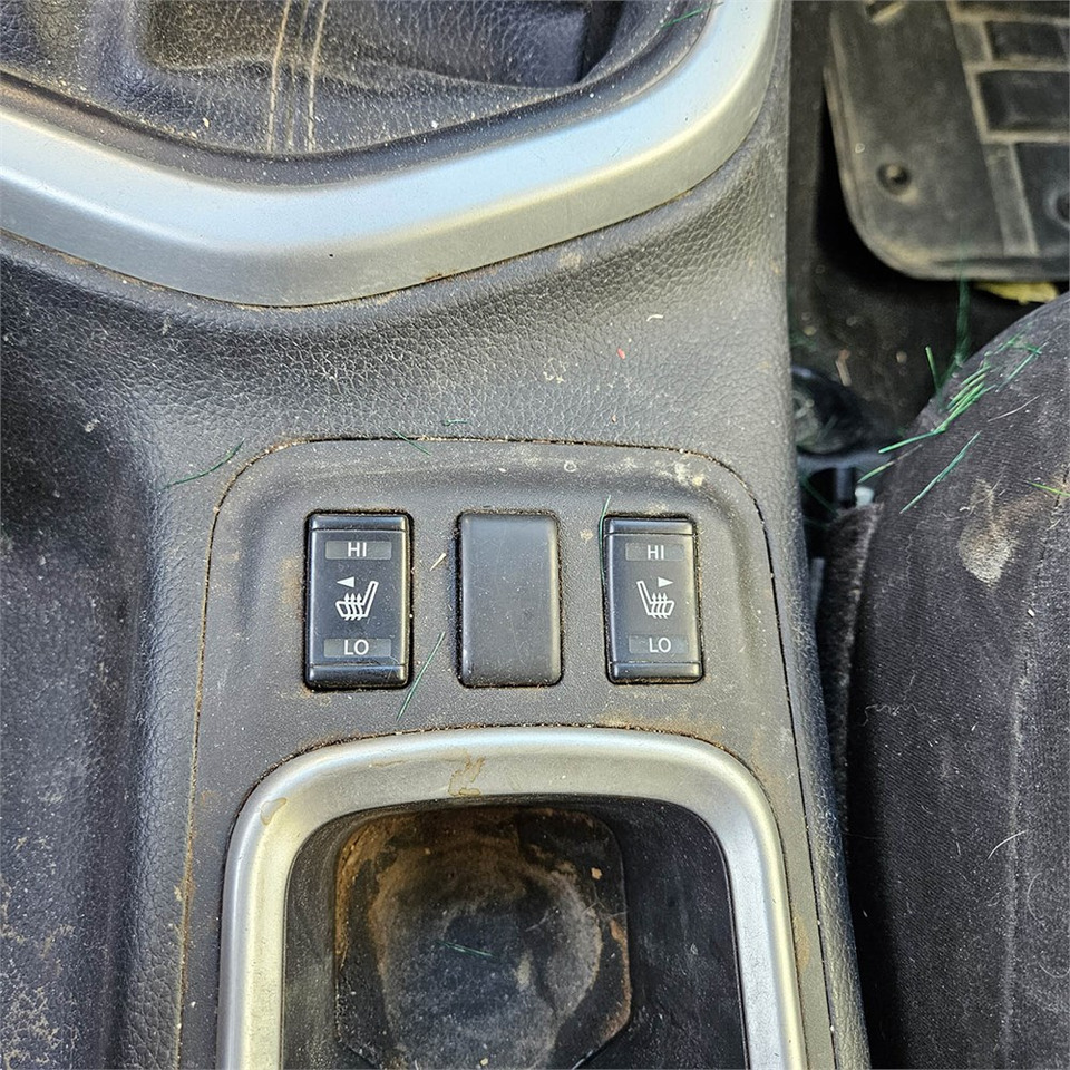 Nissan Navara в лізинг Nissan Navara: фото 15