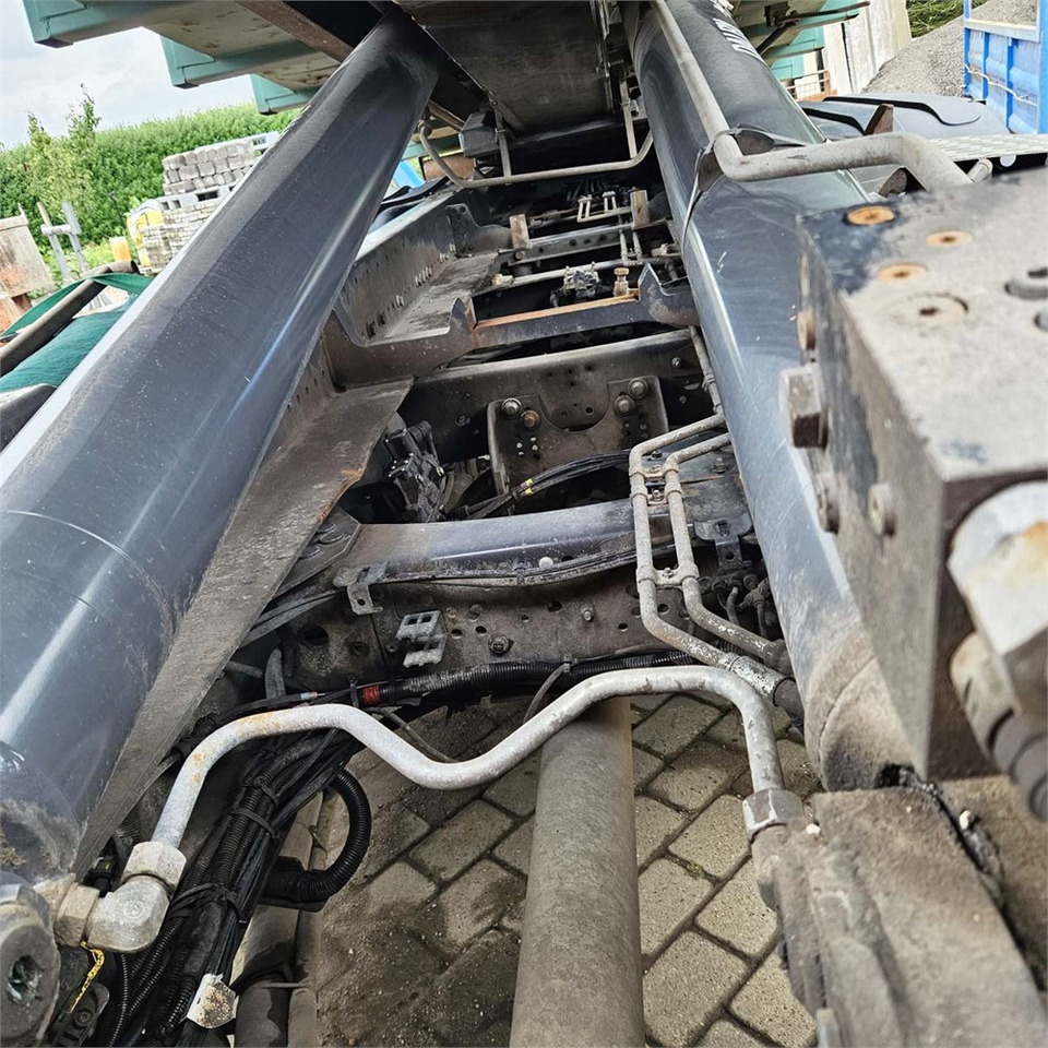 Гаковий мультиліфт вантажівка Renault D 26 Wide: фото 25