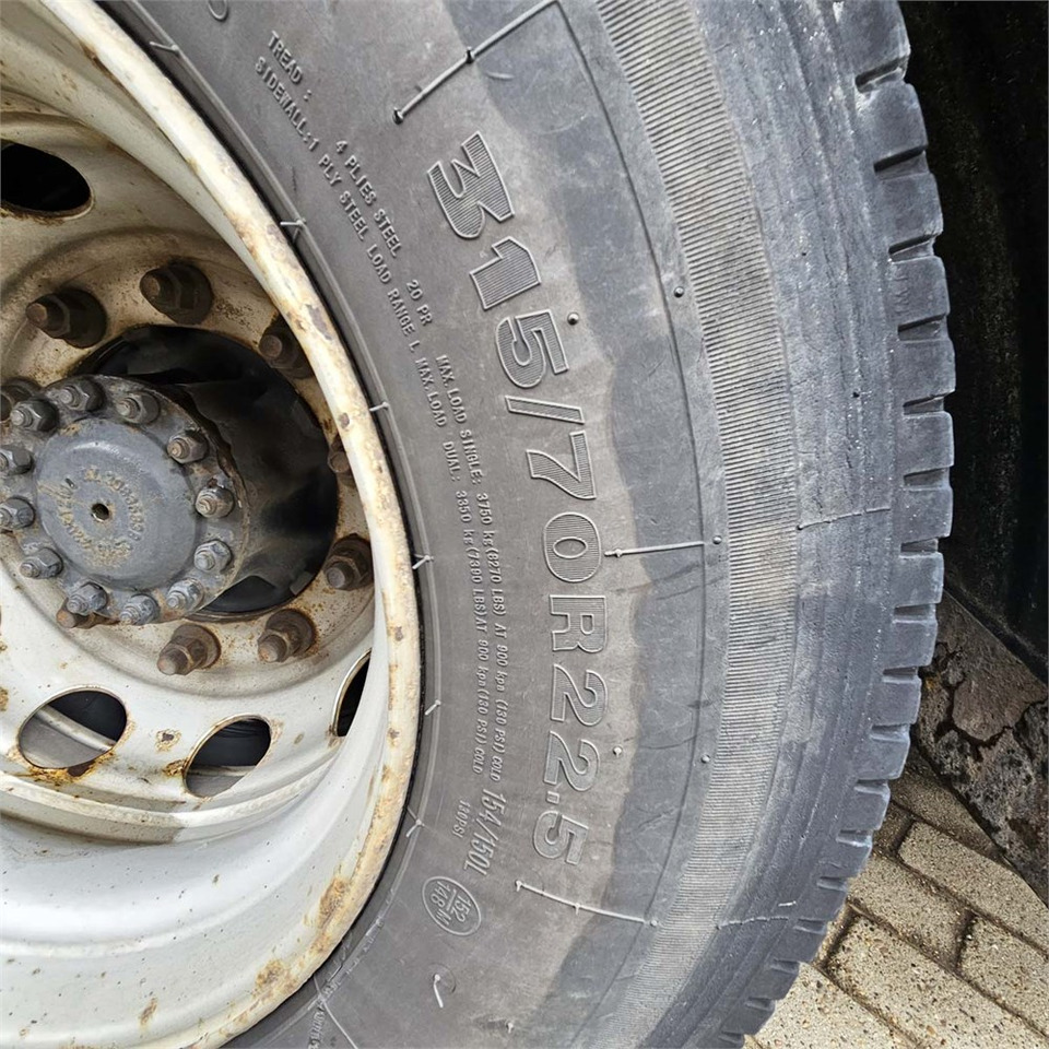 Гаковий мультиліфт вантажівка Renault D 26 Wide: фото 48