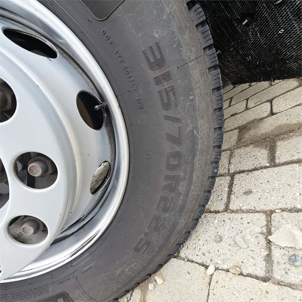Гаковий мультиліфт вантажівка Renault D 26 Wide: фото 40