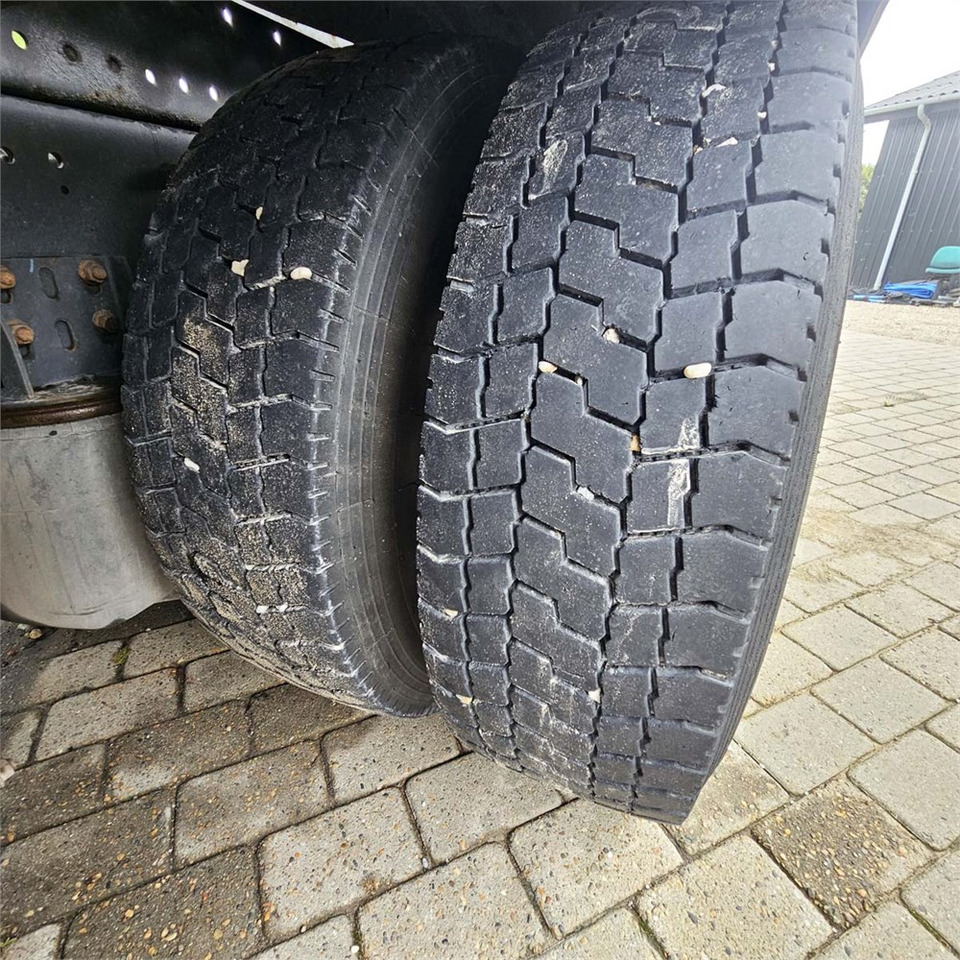 Гаковий мультиліфт вантажівка Renault D 26 Wide: фото 47