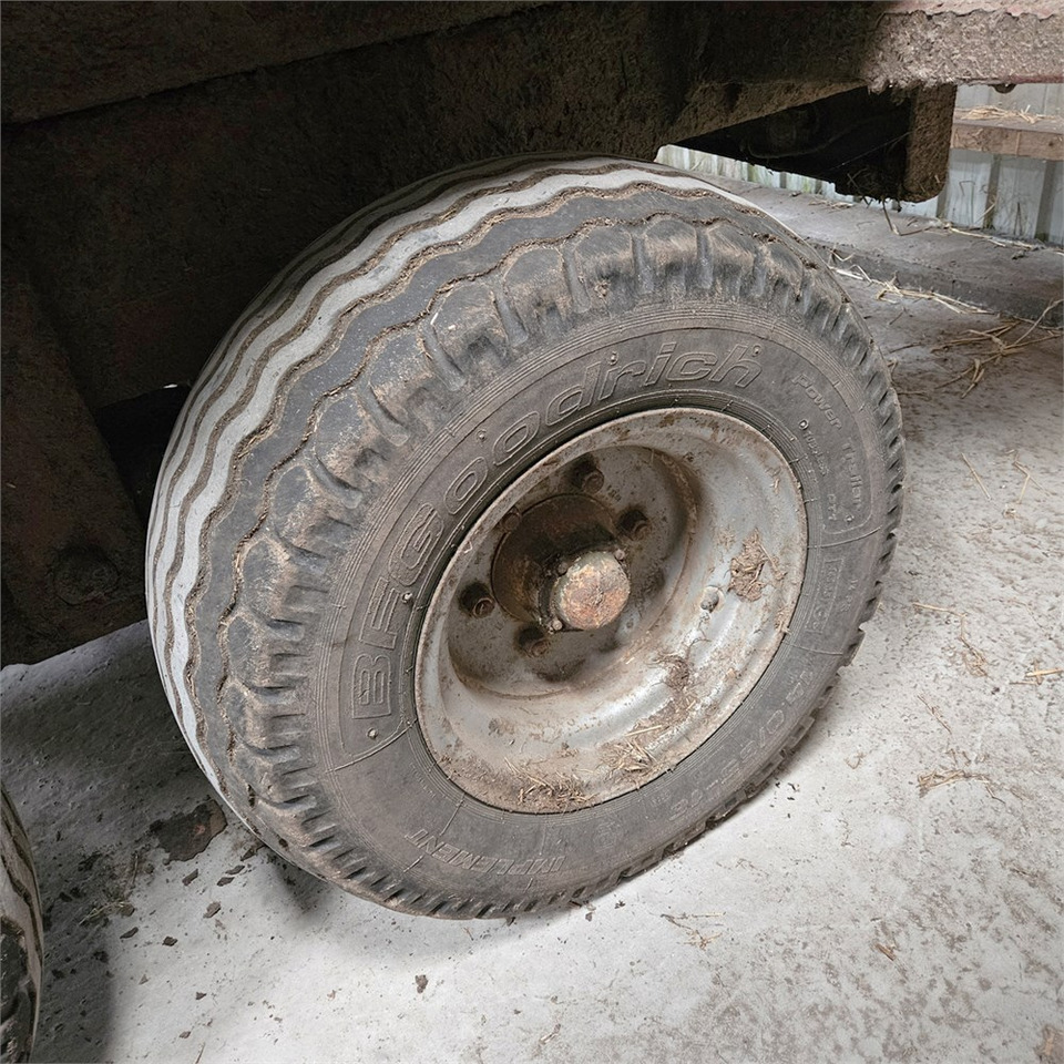 Сільськогосподарський причіп самоскид Scan-Agro STBT 11: фото 18 Сільськогосподарський причіп самоскид Scan-Agro STBT 11: фото 18