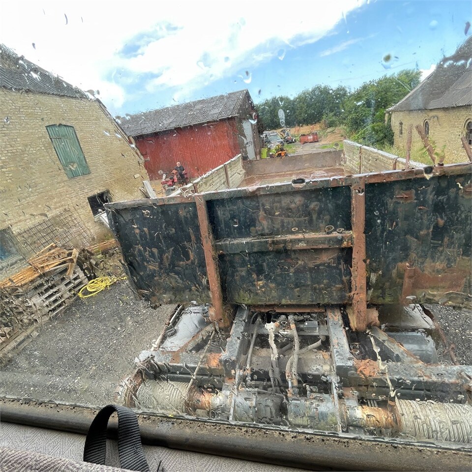 Бортова вантажівка/ Платформа Scania 124G: фото 16